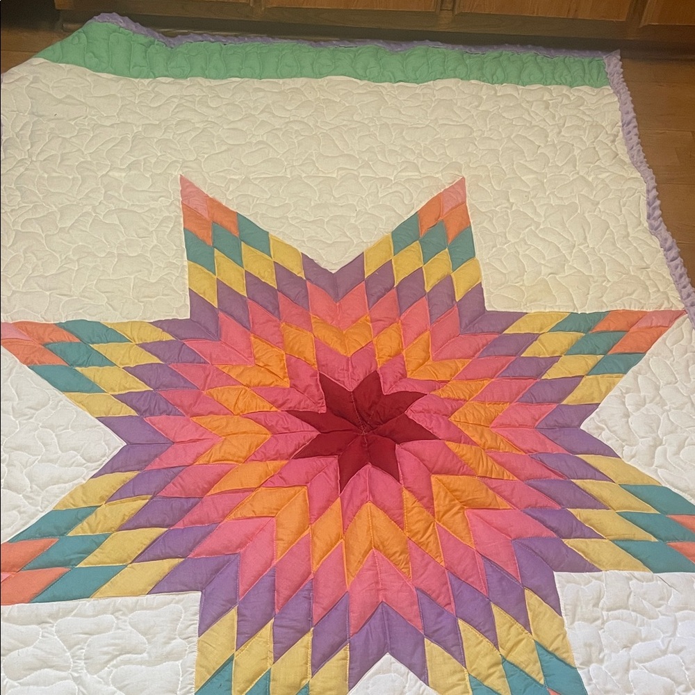 Multicolor Starburst Quilt - Picture 2 of 5